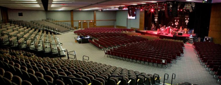 capacity of four winds casino concert hall